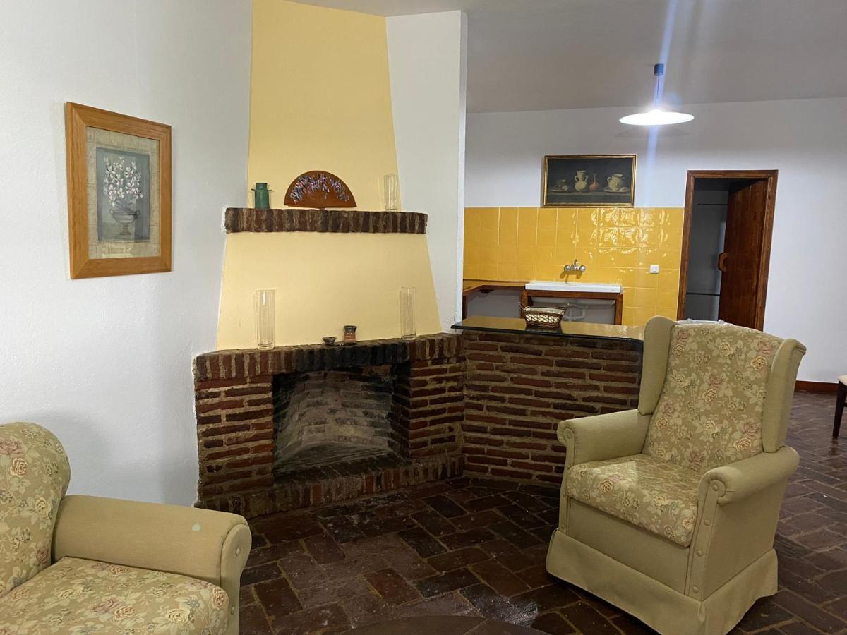 Casas Rurales Monasterio De Rocamador Almendral Exteriör bild