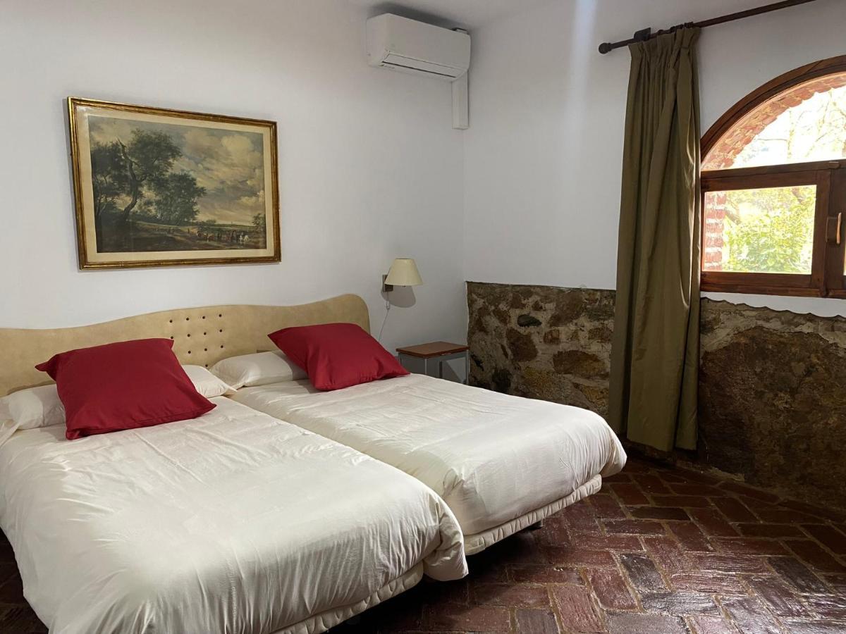 Casas Rurales Monasterio De Rocamador Almendral Exteriör bild