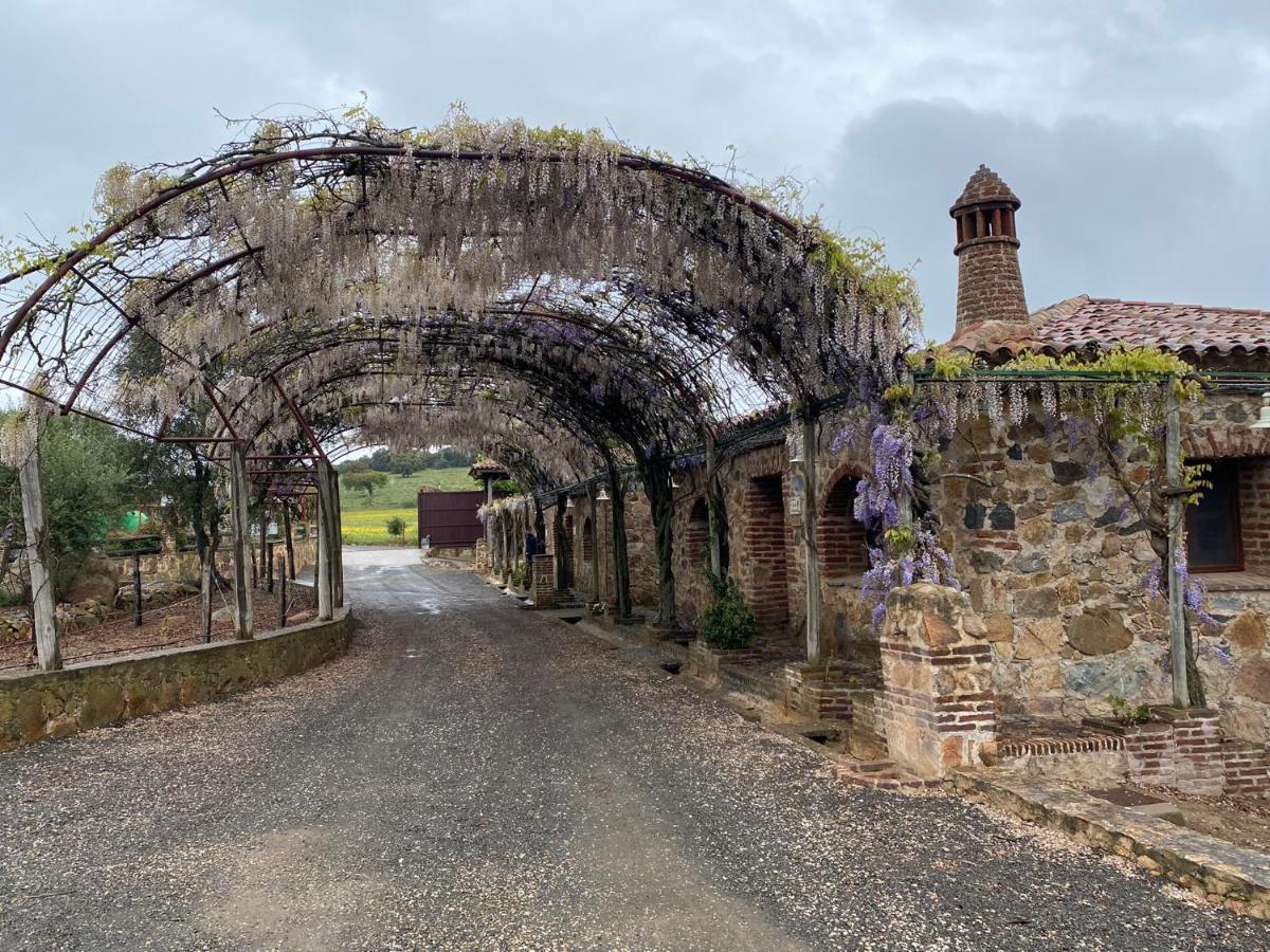 Casas Rurales Monasterio De Rocamador Almendral Exteriör bild