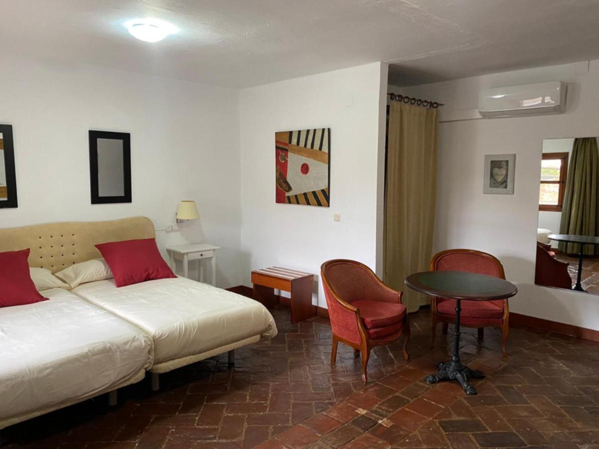 Casas Rurales Monasterio De Rocamador Almendral Exteriör bild